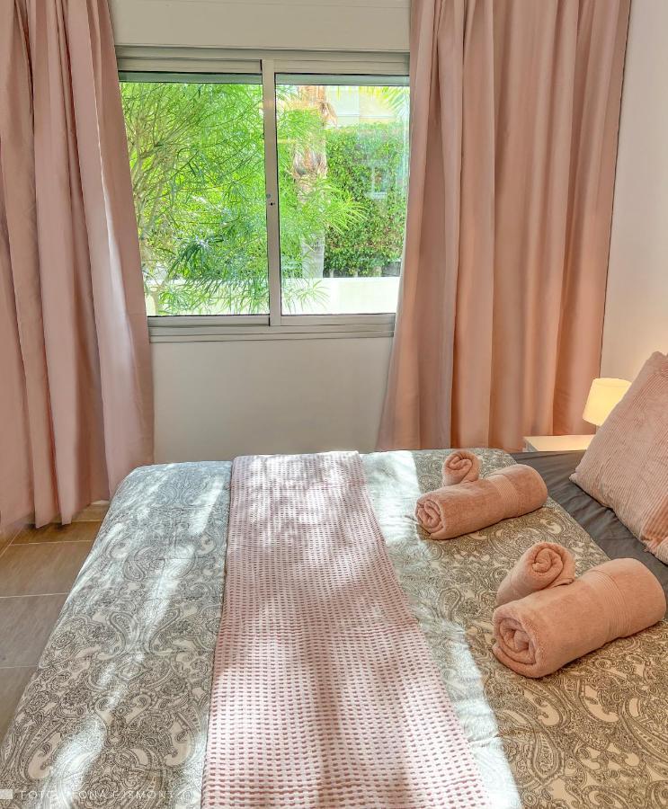 Isla Feliz In Golf Del Sur Cozy With Terrace, Pool & Parking Appartement San Miguel de Abona