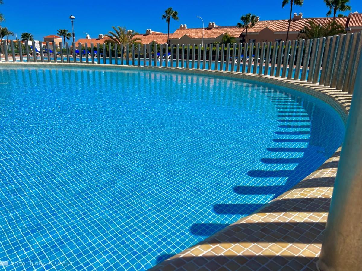 Isla Feliz In Golf Del Sur Cozy With Terrace, Pool & Parking Appartement San Miguel de Abona